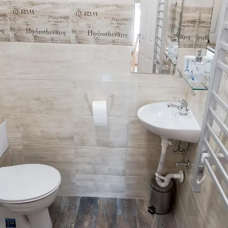 아파트 Matroz - Koezvetlenuel A Stranddal Szemben *