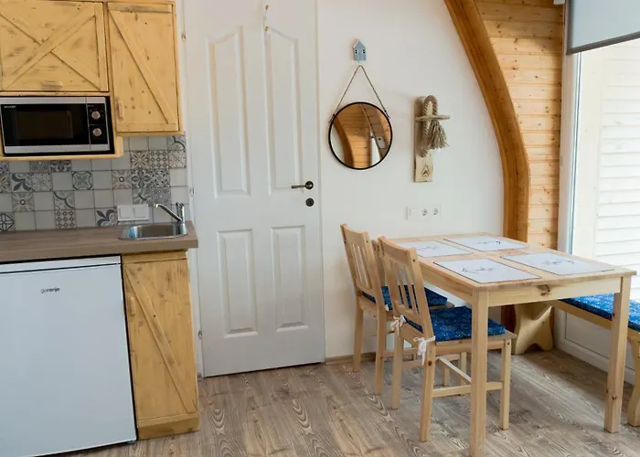 Matroz - Koezvetlenuel A Stranddal Szemben Appartement *