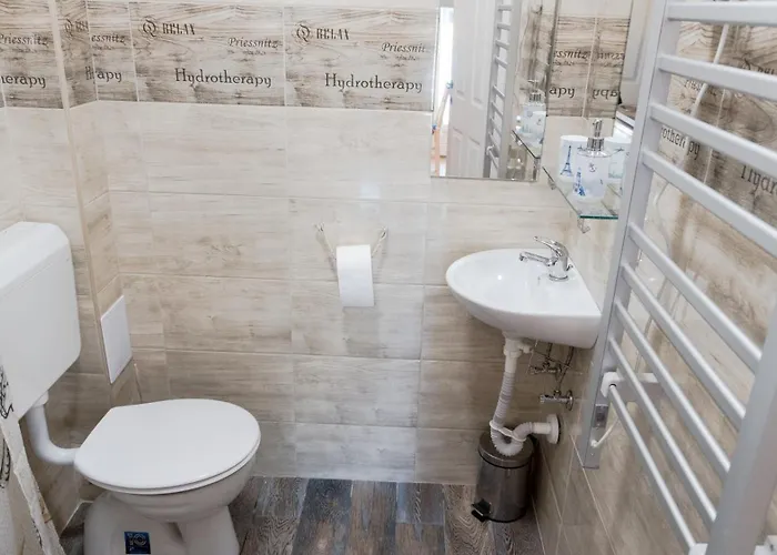 Appartement Matroz - Koezvetlenuel A Stranddal Szemben *